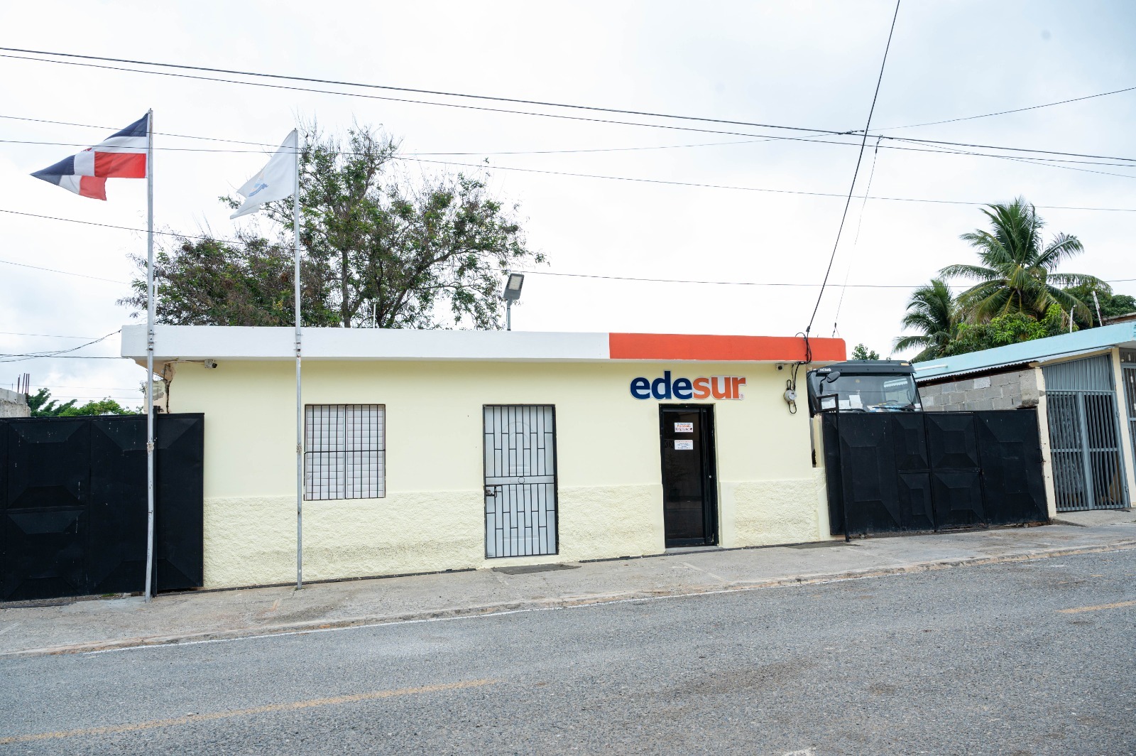 Edesur instala centros de pago de servicios en alcaldías de municipios del sur