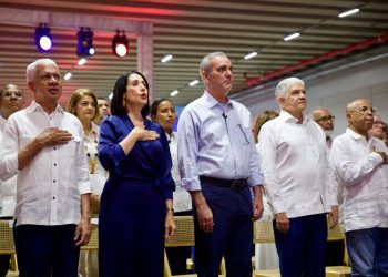 El presidente destaca que la obra fue financiada con los recursos obtenidos tras la renegociación del contrato de concesión con Aeropuertos Dominicanos Siglo XXI (AERODOM), una decisión que, afirmó, hoy se traduce en infraestructura estratégica para el desarrollo nacional